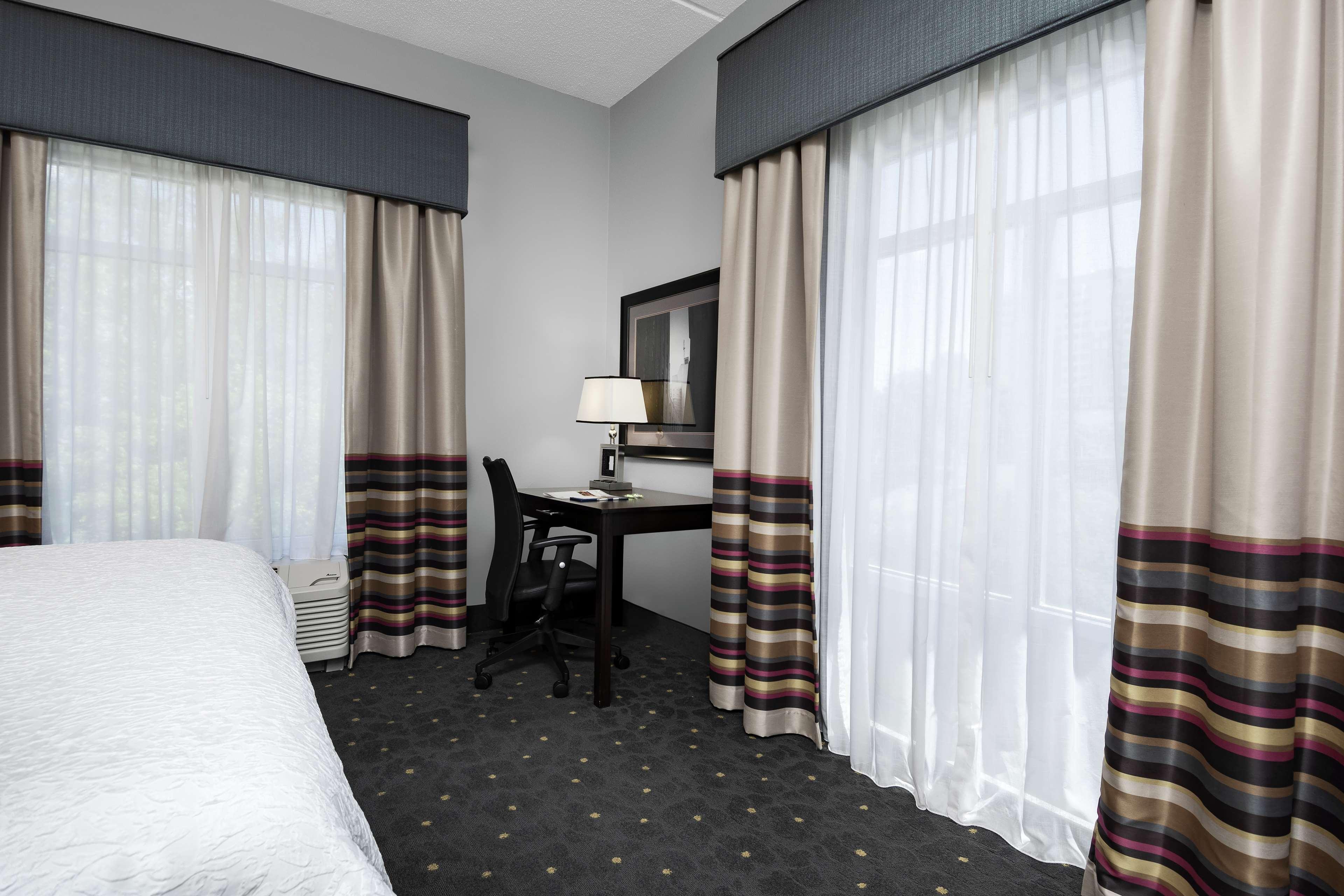 Hampton Inn & Suites - Raleigh Downtown Eksteriør billede