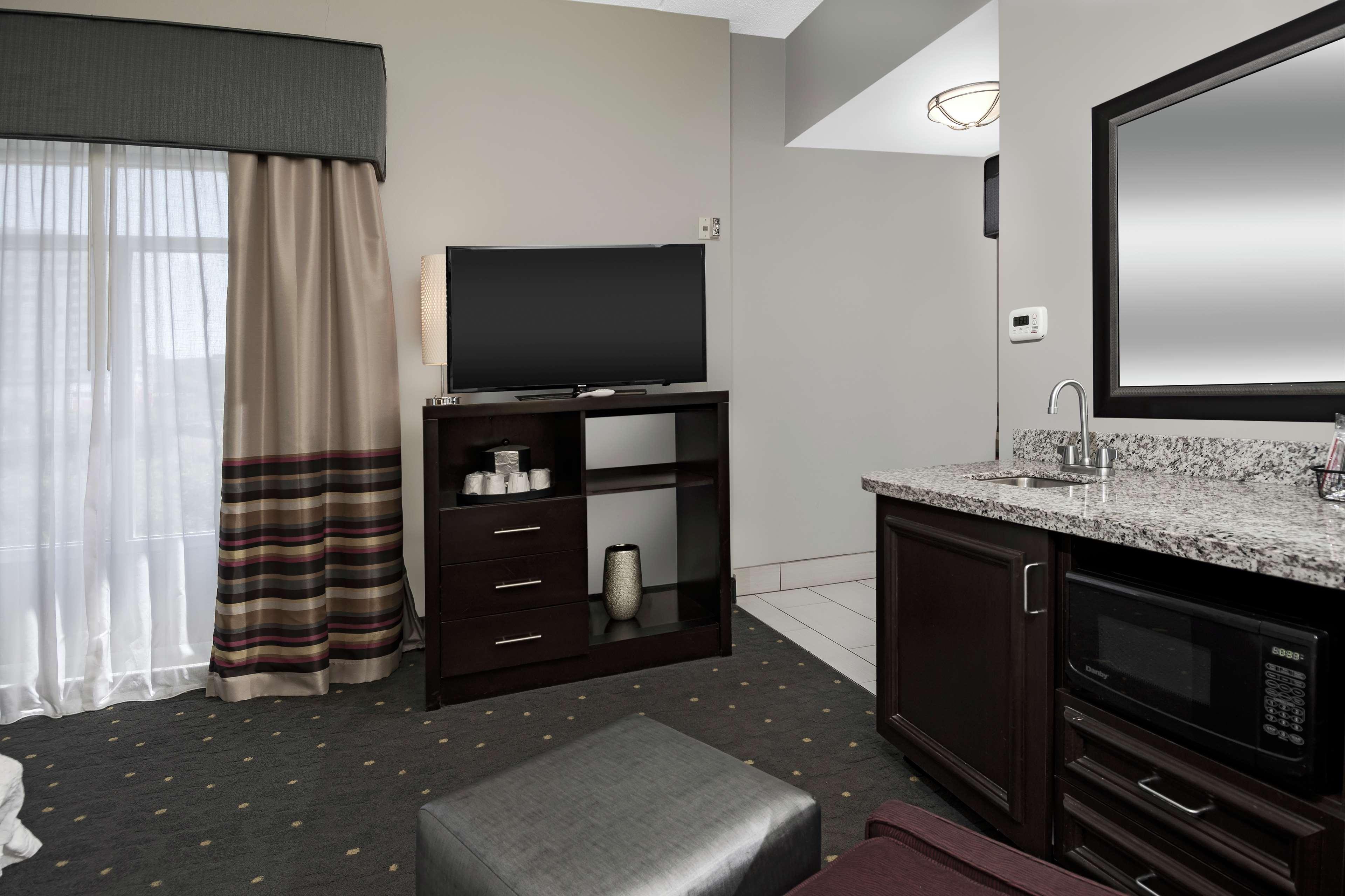 Hampton Inn & Suites - Raleigh Downtown Eksteriør billede