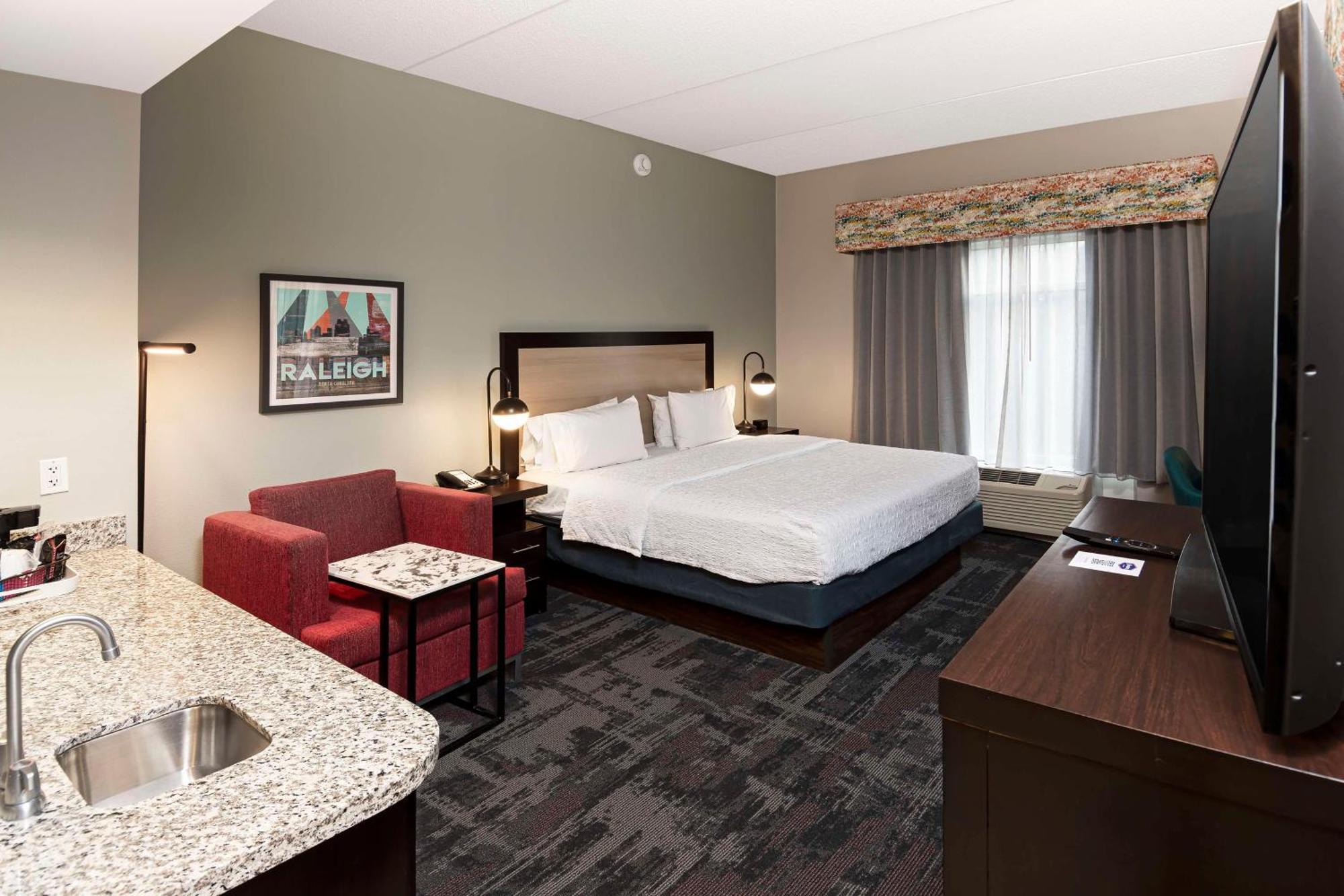 Hampton Inn & Suites - Raleigh Downtown Eksteriør billede