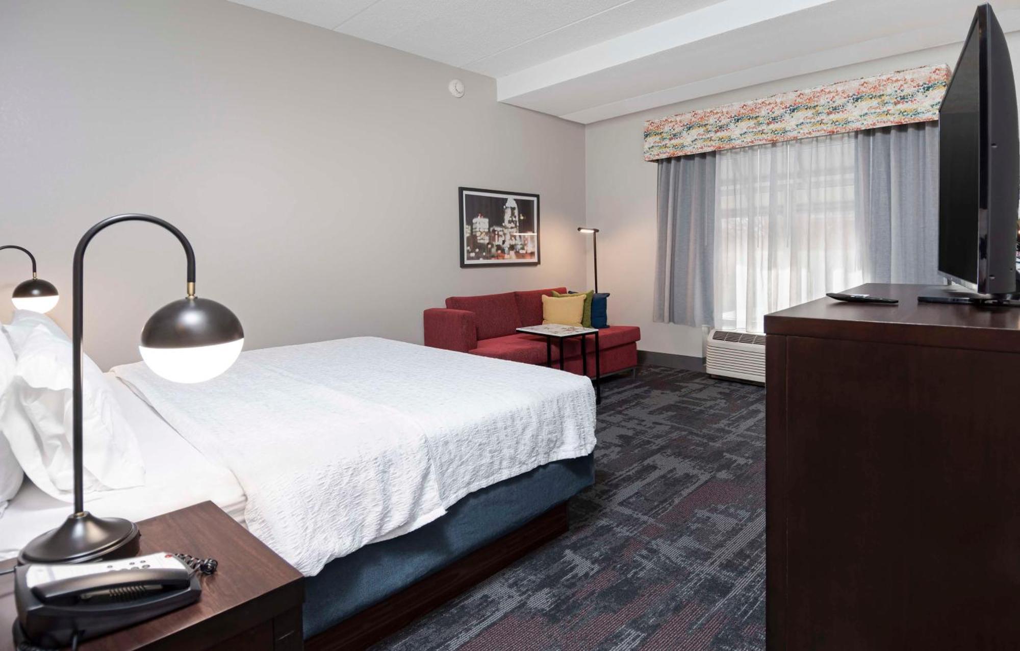Hampton Inn & Suites - Raleigh Downtown Eksteriør billede