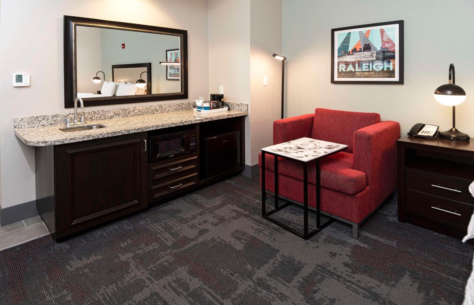 Hampton Inn & Suites - Raleigh Downtown Eksteriør billede