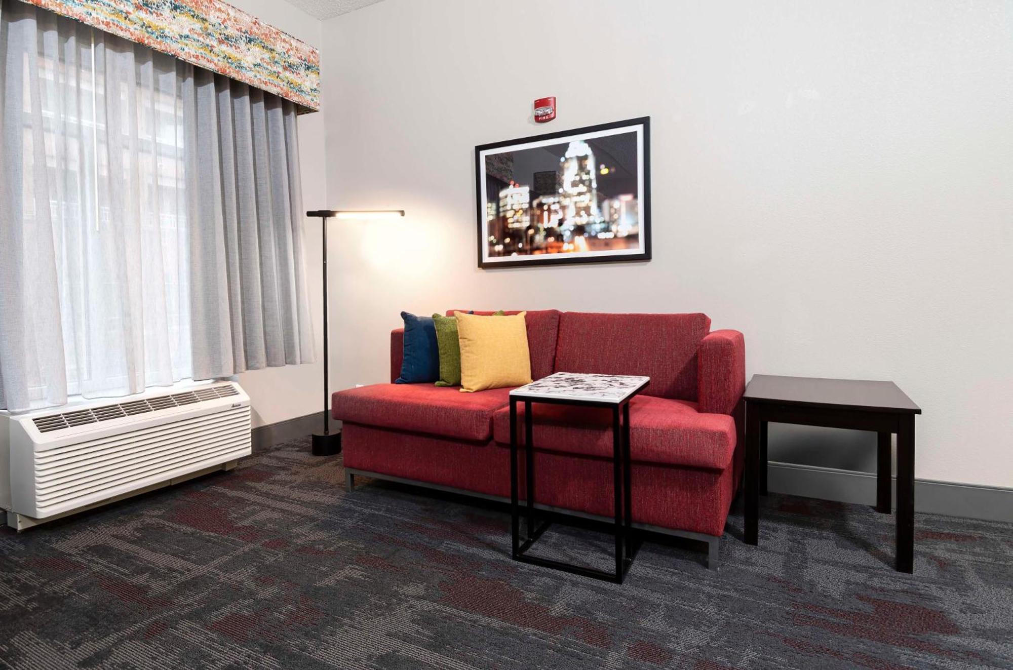 Hampton Inn & Suites - Raleigh Downtown Eksteriør billede