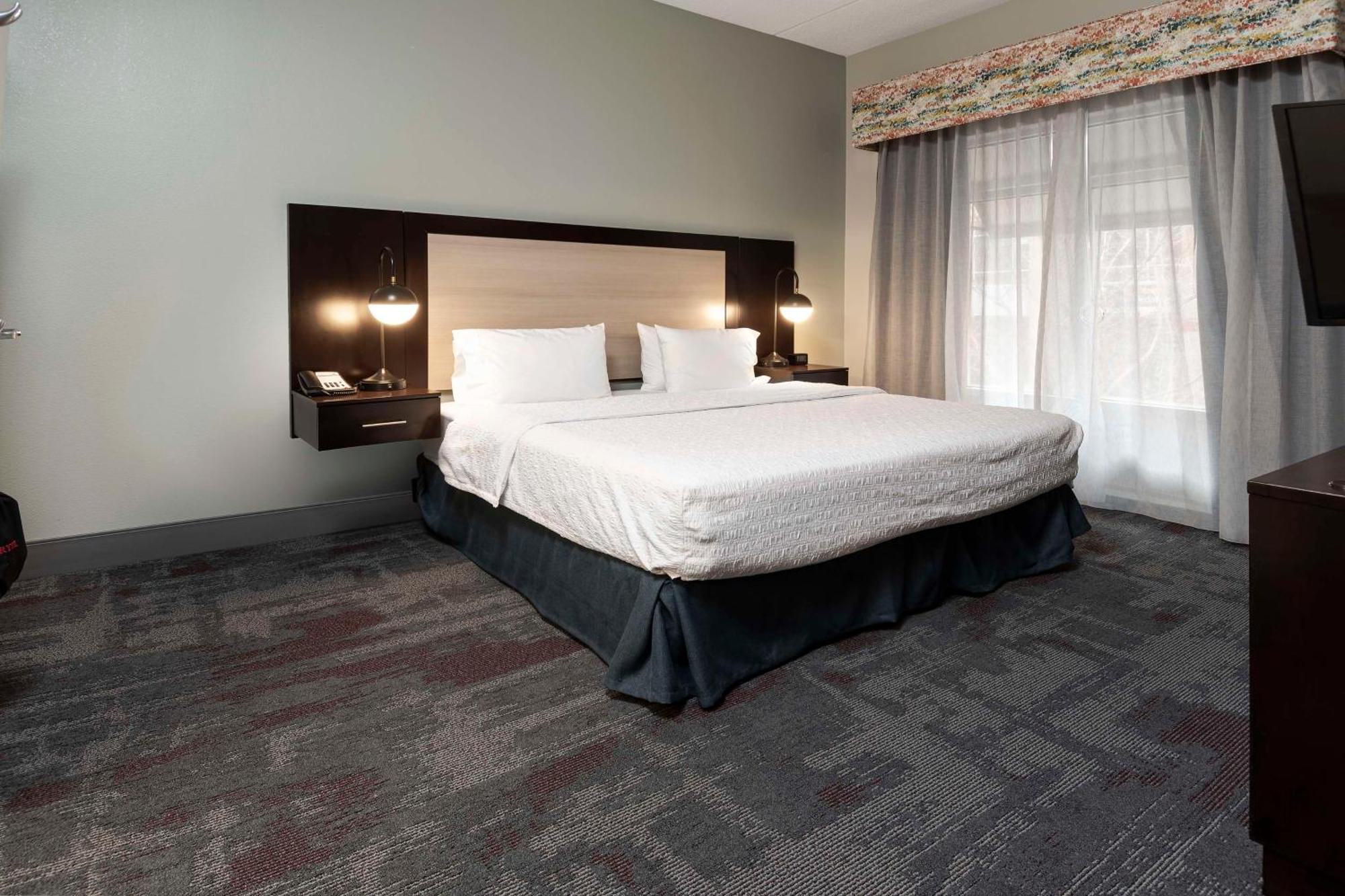 Hampton Inn & Suites - Raleigh Downtown Eksteriør billede