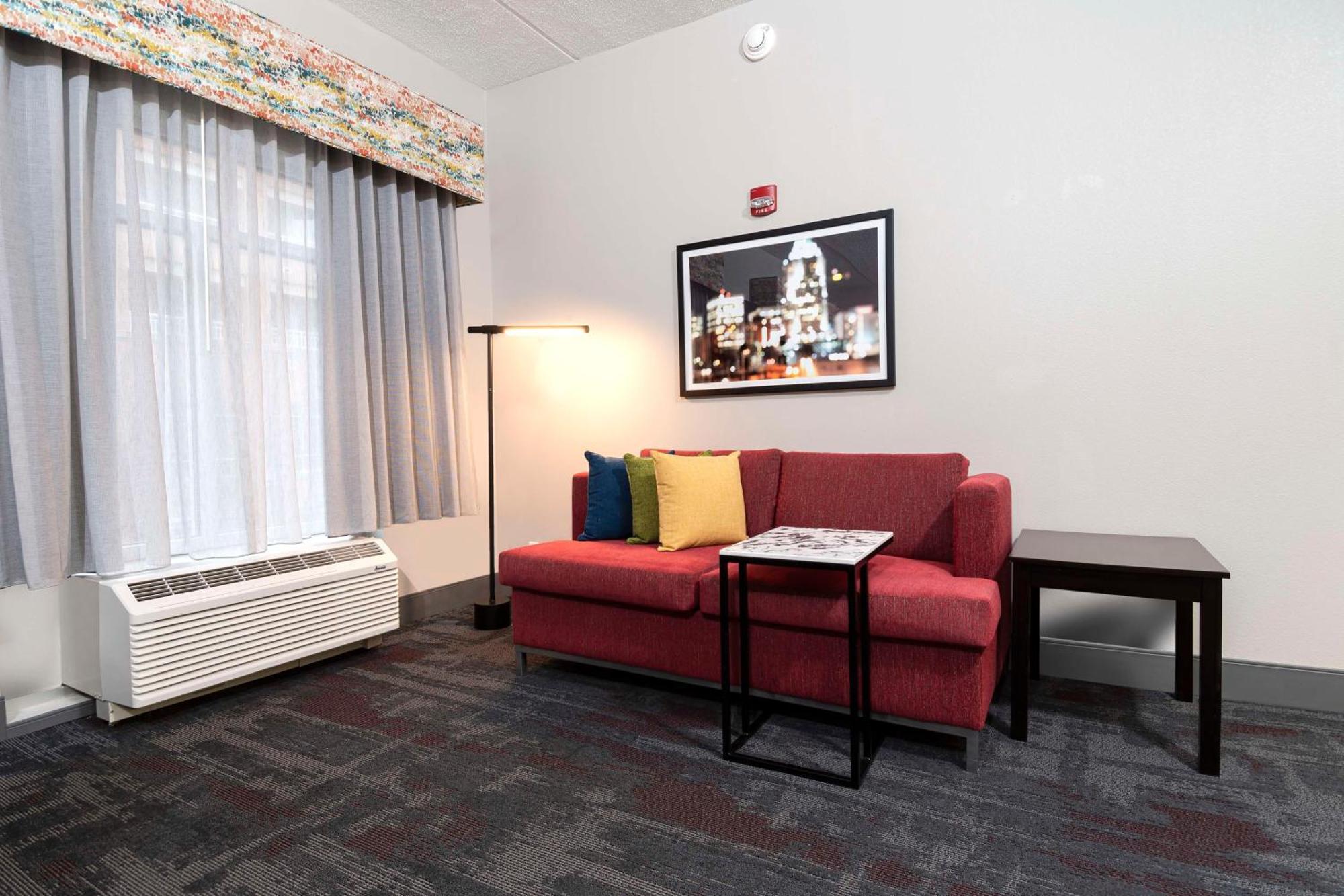 Hampton Inn & Suites - Raleigh Downtown Eksteriør billede