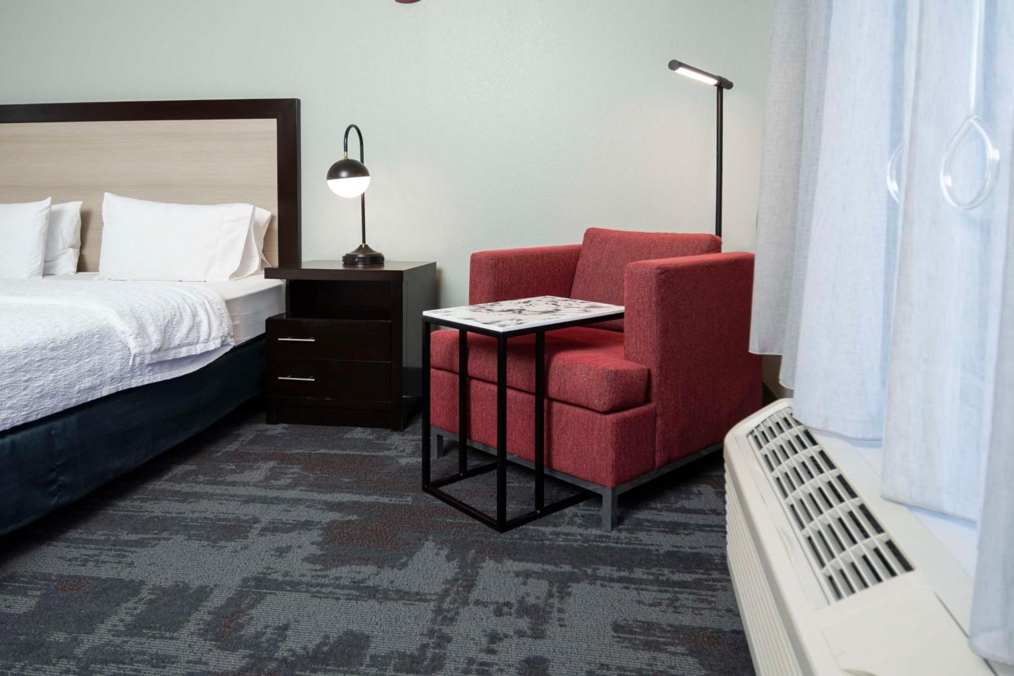 Hampton Inn & Suites - Raleigh Downtown Eksteriør billede