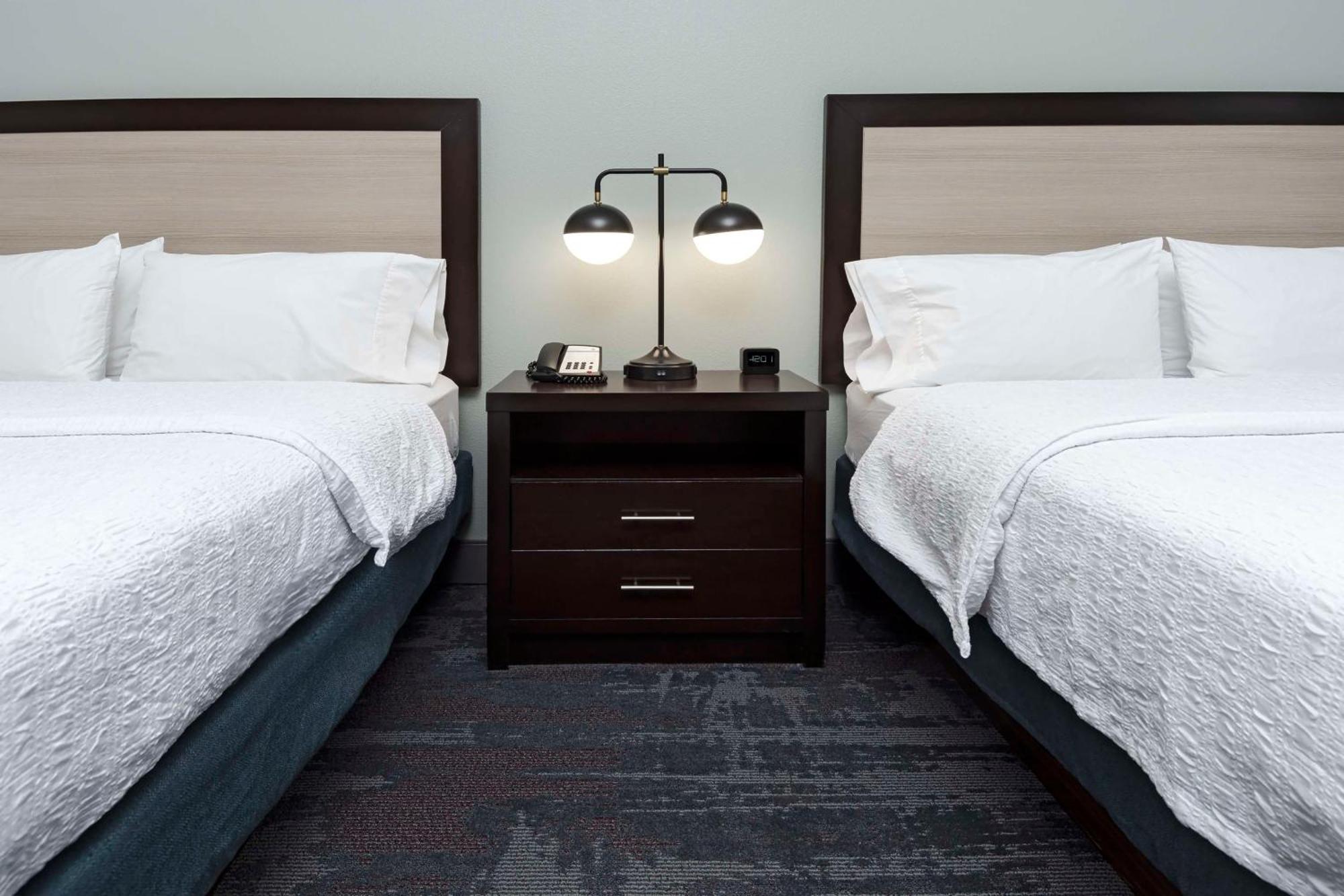 Hampton Inn & Suites - Raleigh Downtown Eksteriør billede