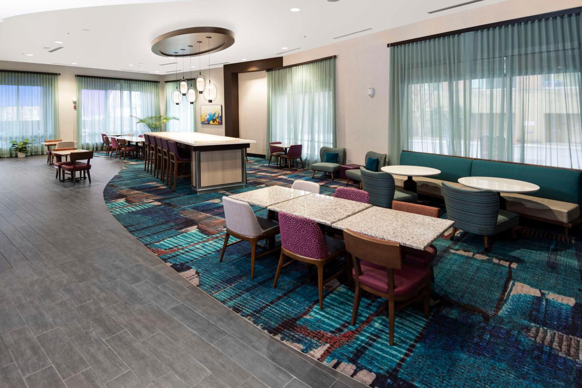 Hampton Inn & Suites - Raleigh Downtown Eksteriør billede